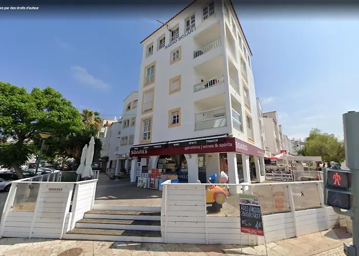 アパート T1 Strip Oura